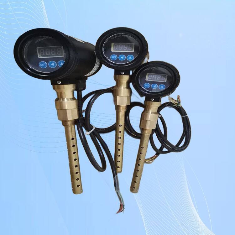 YHXDDXS2.jpg 西蓝恒远YHX-C-150油混水信号器安装方式